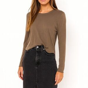 Nation LTD Long Sleeve Slub Knit Top Brown Taupe Soft Stretchy Basics Tee Size L